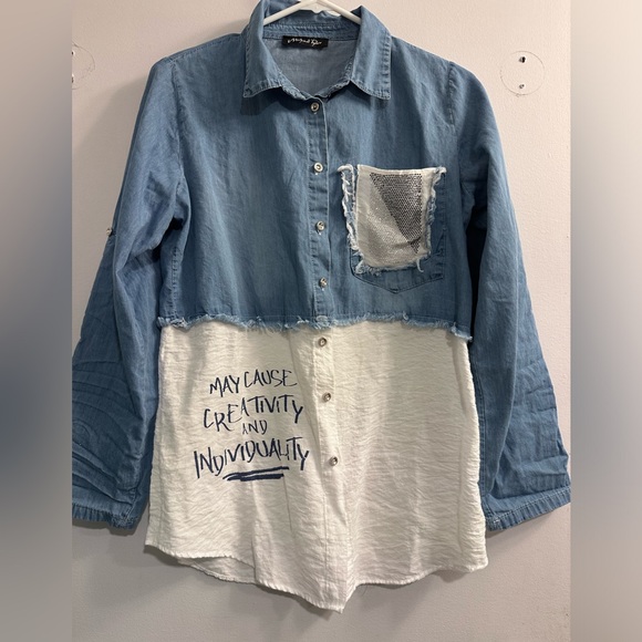 Whatttt the shirt!! - Picture 2 of 4